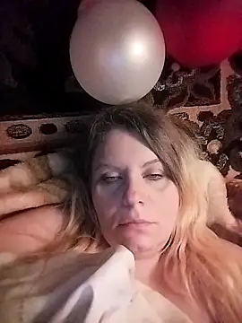 Lana-murr online show from February 14, 2026, 3:36 am