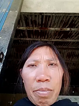 bella-la online show from December 1, 2025, 5:34 am