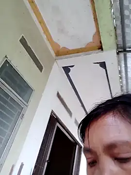 bella-la online show from December 14, 2025, 8:20 am