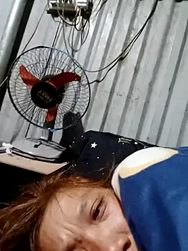 bella-la online show from January 5, 2026, 10:24 pm