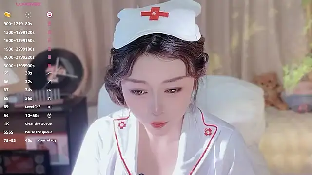 Snapshot of Yiluo95 chatting on February 6, 2026, 4:43 pm Yiluo95 online show from February 6, 2026, 4:43 pm