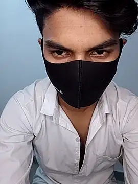 yuviiiisinha789 online show from October 31, 2025, 2:51 pm