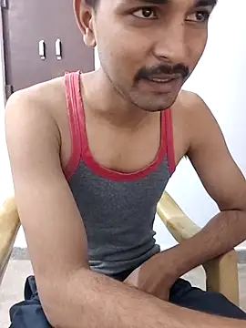 yuviiiisinha789 online show from November 4, 2025, 4:11 am