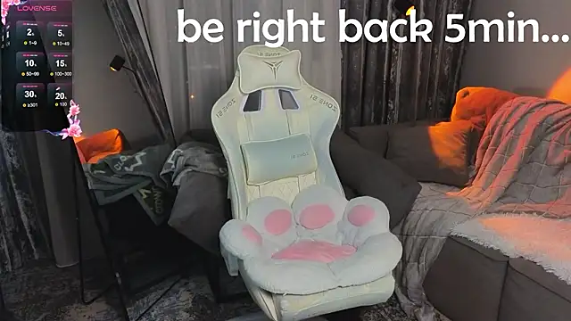 Snapshot of bimboterica chatting on February 23, 2026, 2:36 pm bimboterica online show from February 23, 2026, 2:36 pm