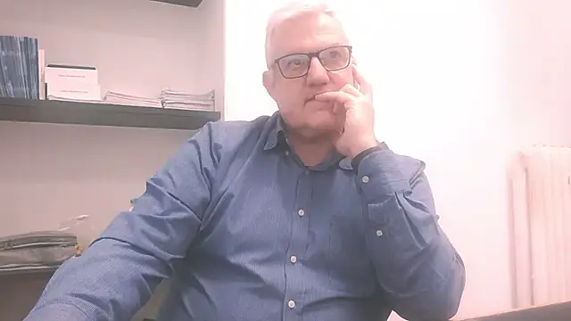 Diegoriv71 online show from February 5, 2026, 1:27 pm