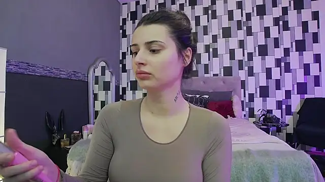 Snapshot of venusinylons chatting on November 9, 2025, 10:24 am venusinylons online show from November 9, 2025, 10:24 am