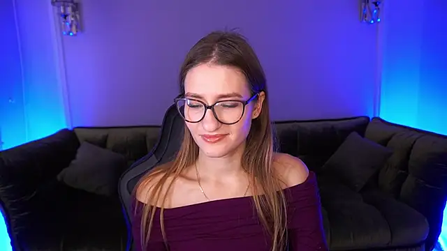 NaughtyNurseVibe online show from November 3, 2025, 7:20 am