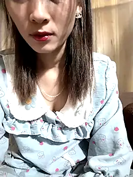 Em xinh01 online show from November 29, 2025, 8:50 am