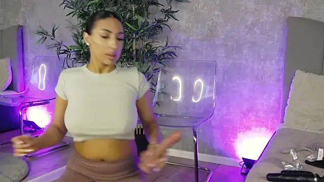 NattyMoonx online show from November 30, 2025, 9:41 pm