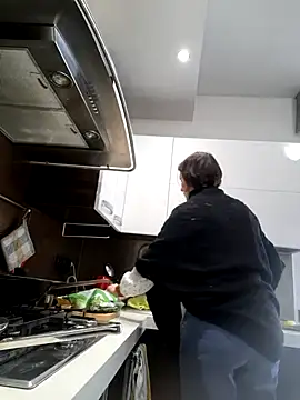 Piediniecollant online show from March 19, 2026, 11:14 am