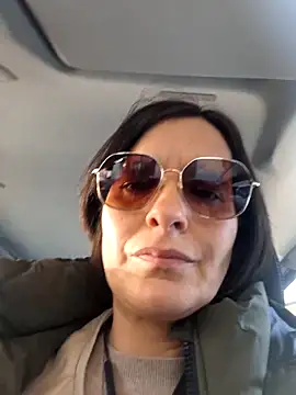 Piediniecollant online show from March 24, 2026, 11:04 am