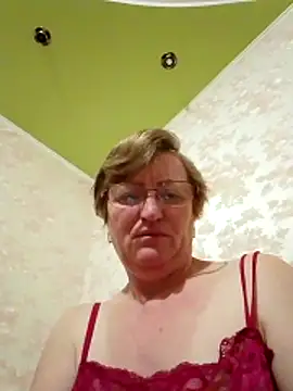 Arabella245 online show from November 4, 2025, 3:49 am