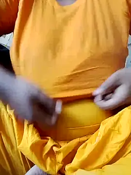 Liza0103 online show from April 29, 2026, 8:40 am