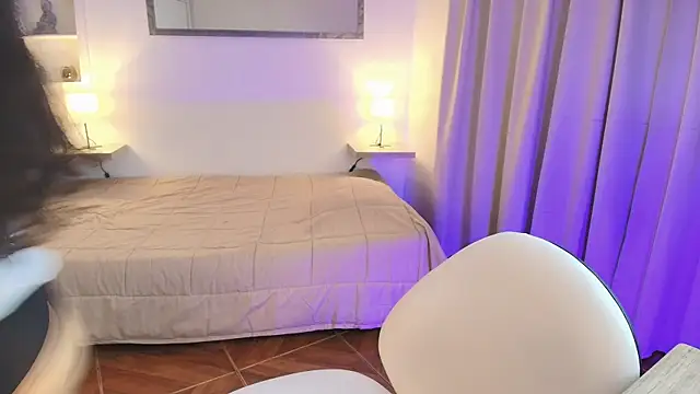 elli snow1 online show from November 29, 2025, 8:34 pm