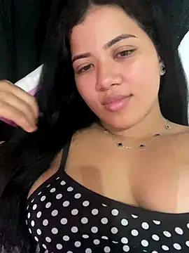 morenahhwy online show from November 3, 2025, 2:35 am