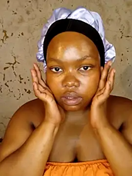 3bigcuteness online show from November 29, 2025, 10:29 am