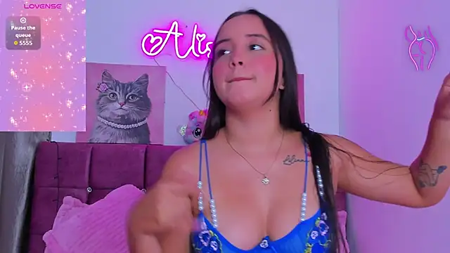 alissonsweet18 online show from April 13, 2026, 2:00 pm