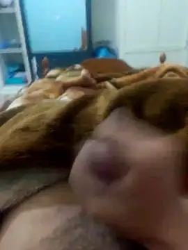 Snapshot of Ayoub_ben27 chatting on April 17, 2026, 8:50 am Ayoub ben27 online show from April 17, 2026, 8:50 am