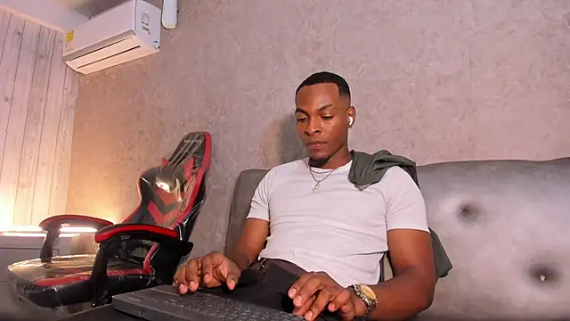 for itan online show from November 29, 2025, 12:52 pm