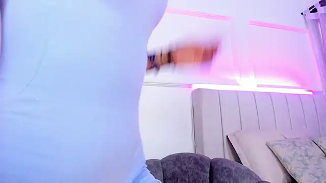 ada belucci online show from February 10, 2026, 7:40 pm