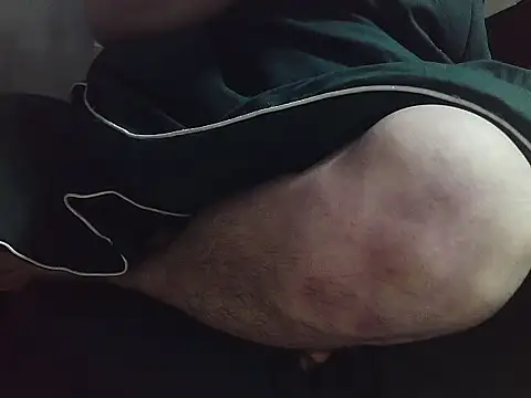 Stripholyday online show from November 10, 2025, 2:38 pm