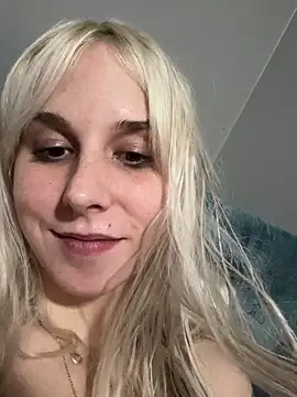 aquakitti777 online show from November 3, 2025, 9:59 pm