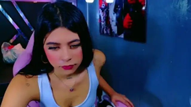 SoftSeductress online show from November 5, 2025, 8:20 pm