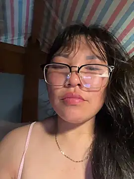 Snapshot of heodat-sexx chatting on May 17, 2026, 5:49 am heodat-sexx online show from May 17, 2026, 5:49 am