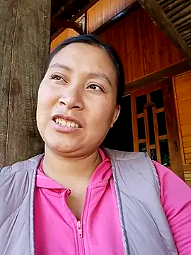 Olivia pusy online show from November 7, 2025, 2:11 am