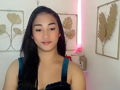 Snapshot of Gorgeousnicole_ chatting on October 28, 2025, 12:52 pm Gorgeousnicole online show from October 28, 2025, 12:52 pm