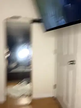 sluttyAlly21  online show from October 28, 2025, 8:40 am