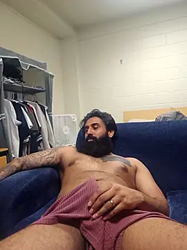 panjabijatt94 online show from November 1, 2025, 4:42 pm