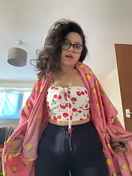 Sexy MamacitaX online show from October 29, 2025, 10:06 am