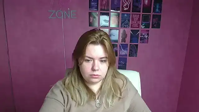 SusannaNight online show from December 16, 2025, 6:18 am