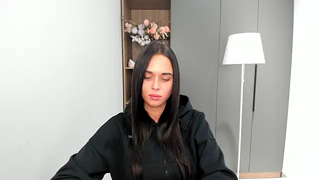 MagdalenWikle online show from October 31, 2025, 5:08 am