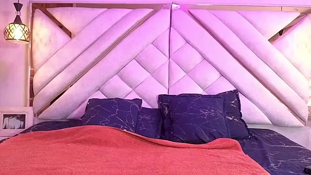 berlin kitty online show from October 30, 2025, 11:22 am