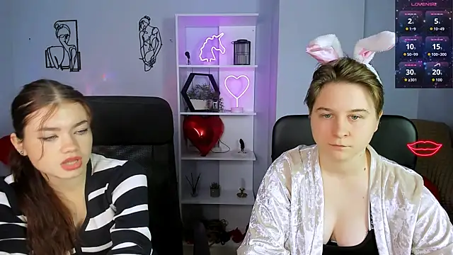 Snapshot of isabel_wave chatting on November 15, 2025, 1:18 pm isabel wave online show from November 15, 2025, 1:18 pm