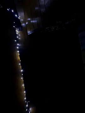 Snapshot of Badboy2102 chatting on November 3, 2025, 9:27 pm Badboy2102 online show from November 3, 2025, 9:27 pm