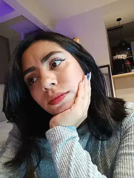 Sara-215 online show from March 6, 2026, 2:41 am