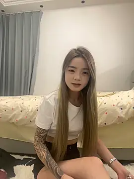 Snapshot of LX125216 chatting on October 28, 2025, 5:26 pm LX125216 online show from October 28, 2025, 5:26 pm