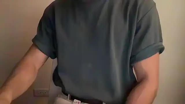Snapshot of dudeseven chatting on August 1, 2026, 2:05 pm dudeseven online show from August 1, 2026, 2:05 pm