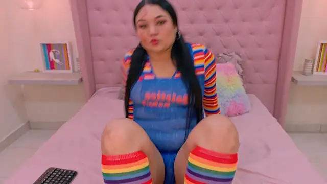 Athena Carther online show from October 31, 2025, 12:28 pm