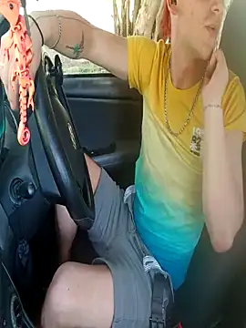 Snapshot of THOMMONSTER5299 chatting on December 3, 2025, 8:23 am THOMMONSTER5299 online show from December 3, 2025, 8:23 am