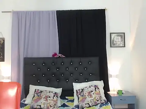 Snapshot of RyanOwenss chatting on November 3, 2025, 12:39 pm RyanOwenss online show from November 3, 2025, 12:39 pm