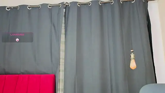 Flor Gil online show from December 20, 2025, 3:46 am