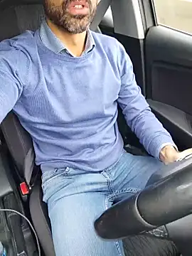 panco pillo online show from December 3, 2025, 1:31 pm