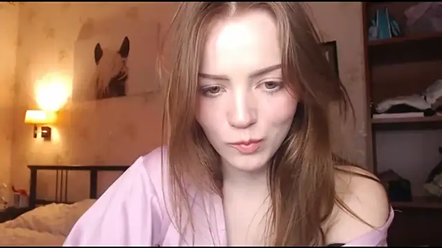 Olivia Mennso online show from November 2, 2025, 10:39 am