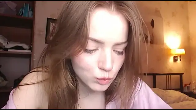 Olivia Mennso online show from November 4, 2025, 2:27 pm