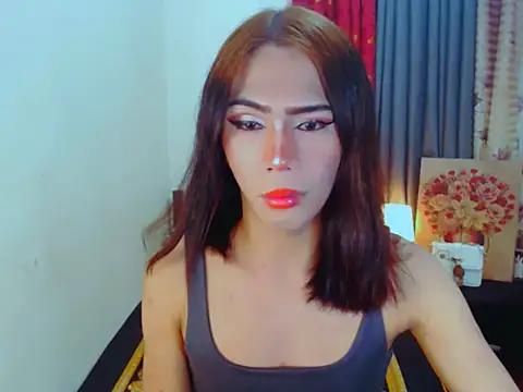 EXOTICGEORGINA online show from November 24, 2025, 10:04 am