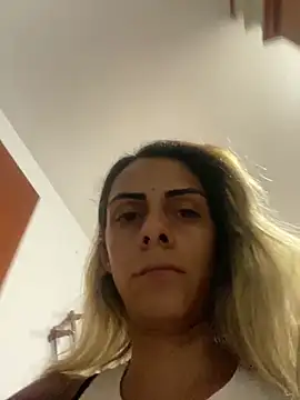Snapshot of sabrinaneves chatting on March 13, 2026, 11:33 pm sabrinaneves online show from March 13, 2026, 11:33 pm